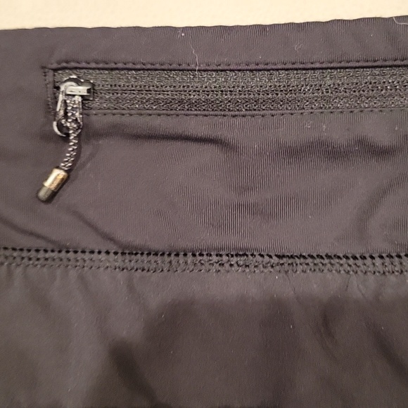 LULULEMON BLACK TENNIS SKIRT - Picture 5 of 6